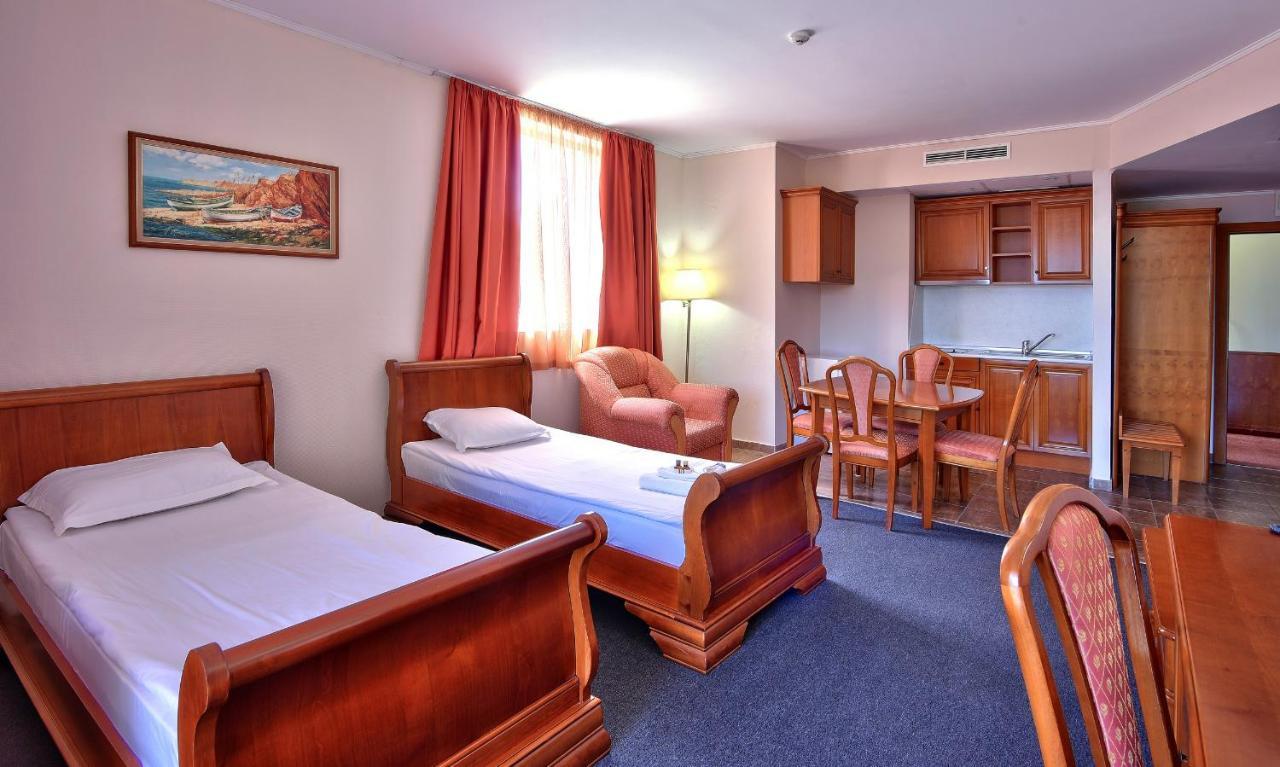 Estreya Residence Hotel And Spa St. Konstantin og Helena Eksteriør bilde